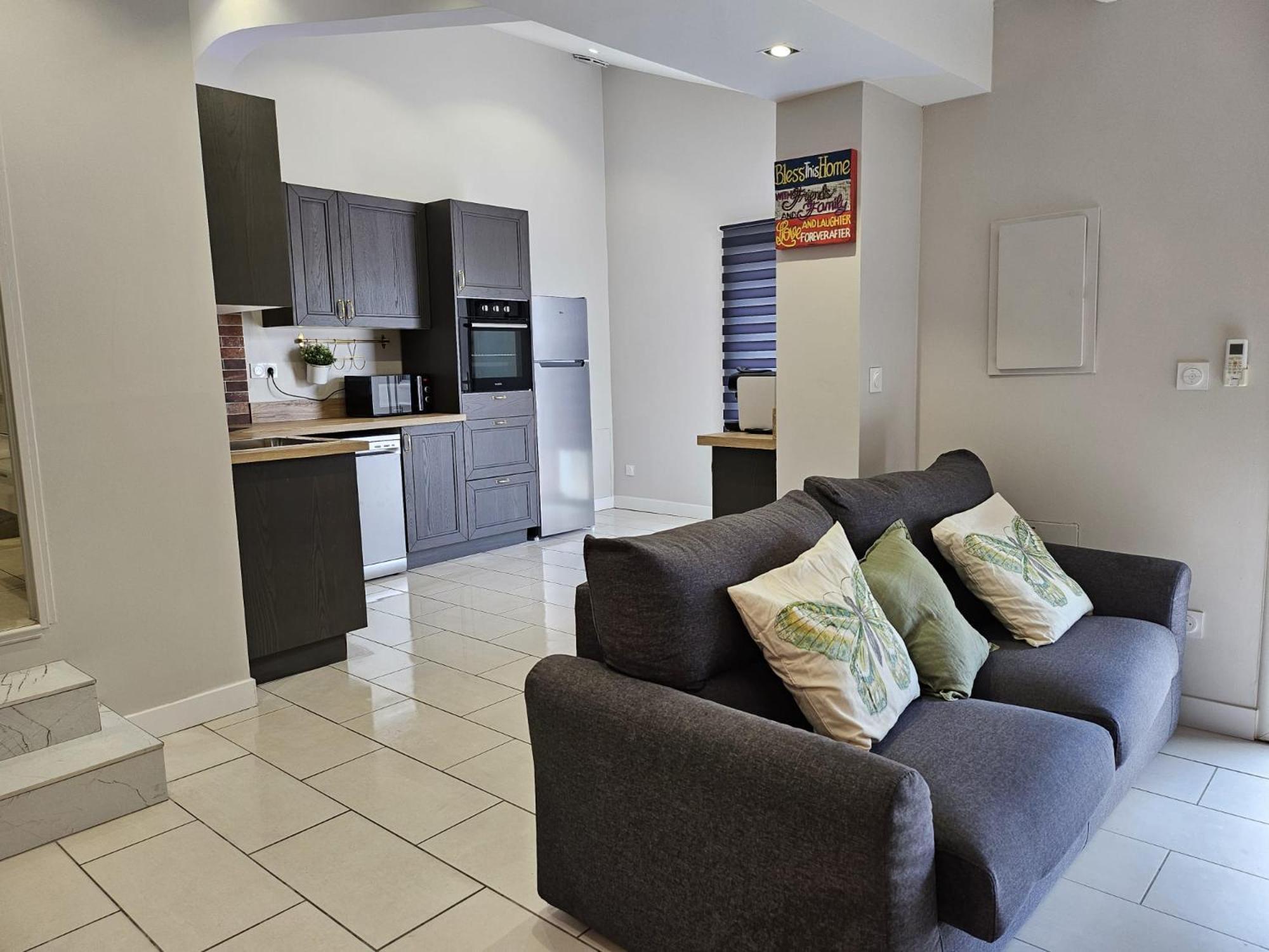 Agreable Logement Avec Terrasse Saint-Victoret 외부 사진